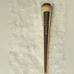 ***READ*** F.A.R.A.H. Flat Foundation Brush 615F